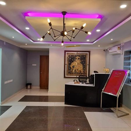 Airavat Hotel Bhubaneswar Exterior photo